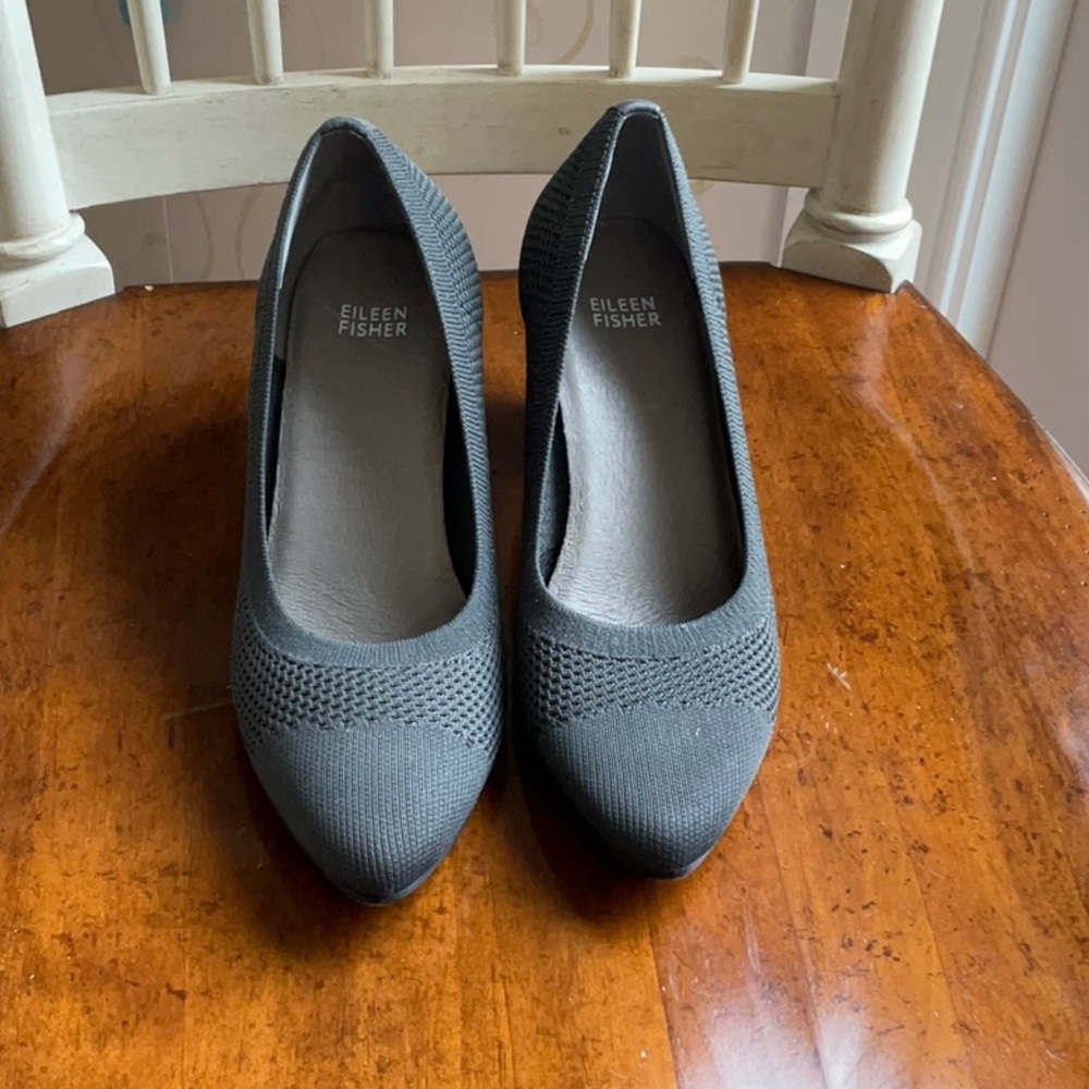 Eileen Fisher Kiss Knit Grey Pumps